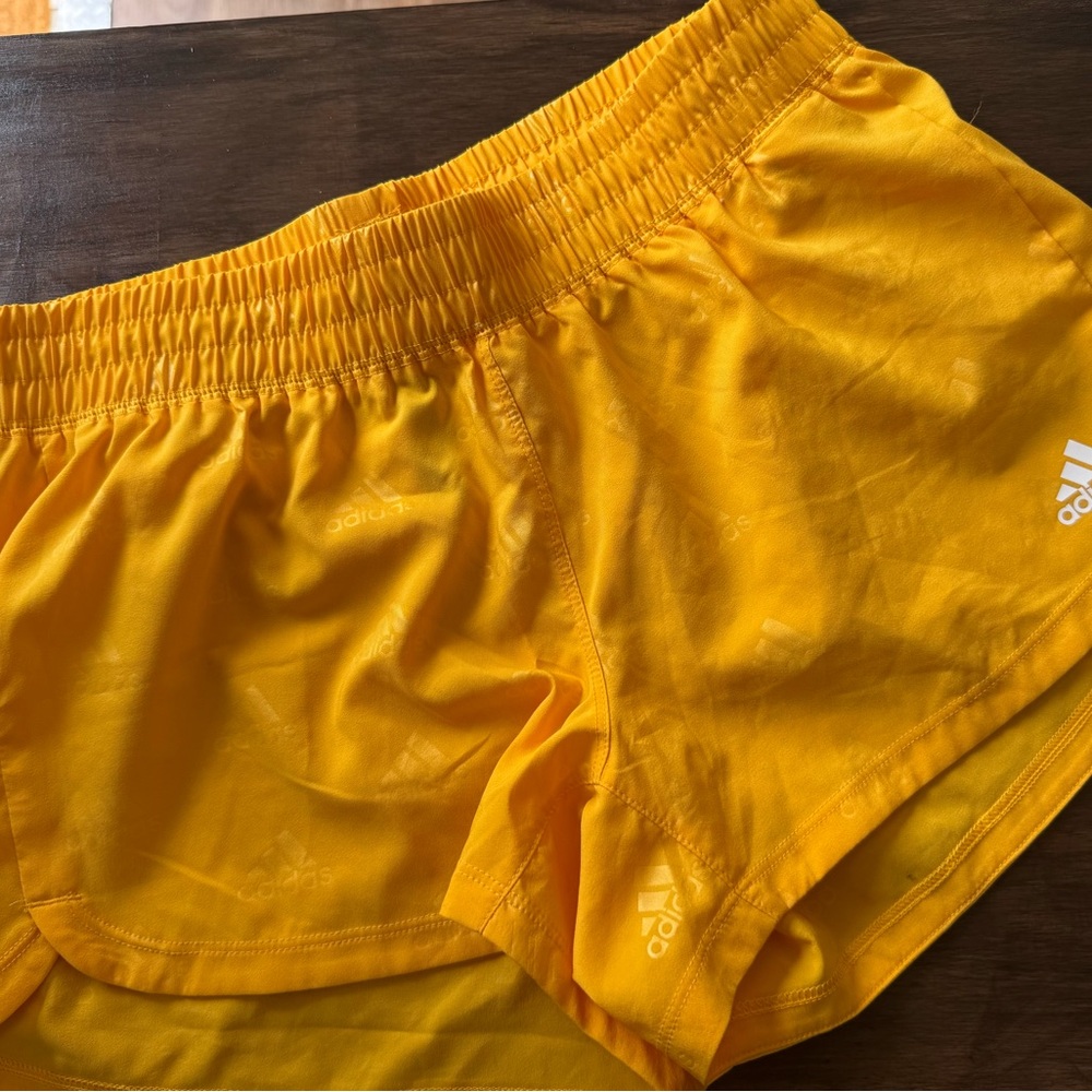 Adidas Aeroready sz small